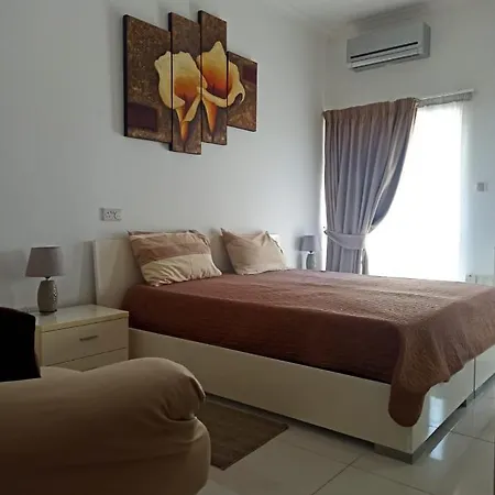 Modern In The Heart Of Steps From The Seafront Apartmán *